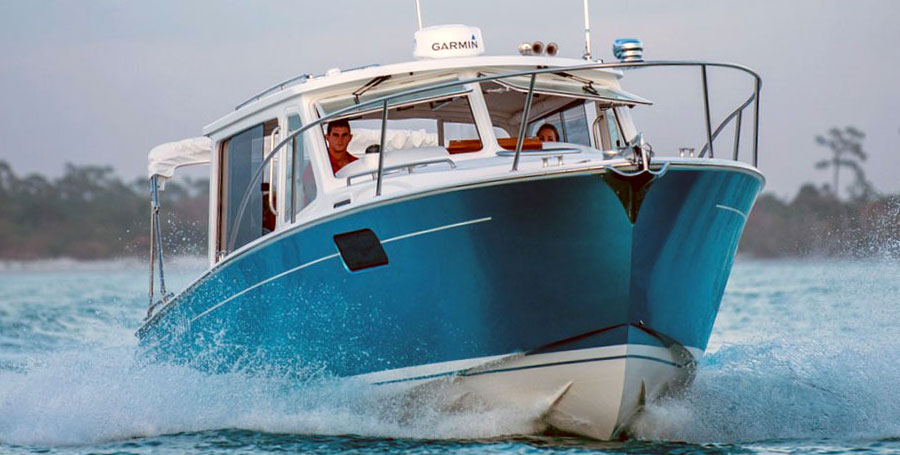 MJM 35 at the dock