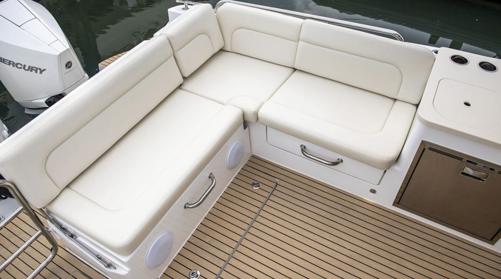 3z stern seating