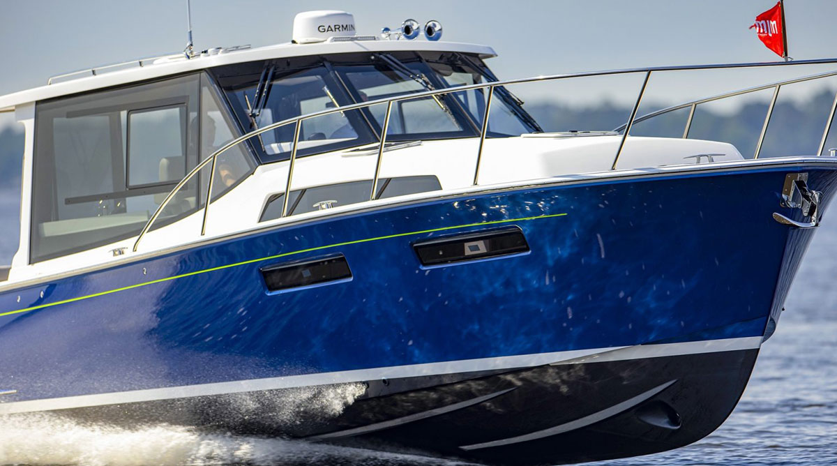 MJM 42 bow